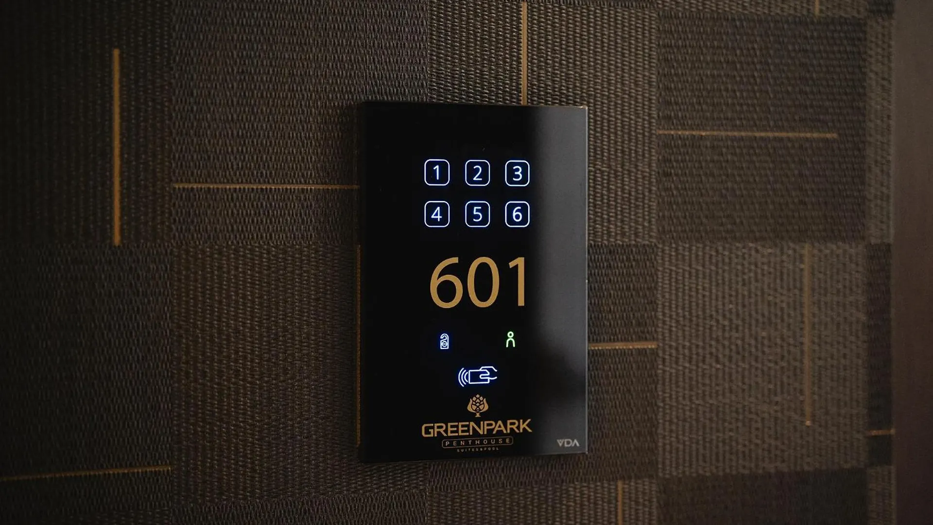 Green Park Penthouse Suite & Pool - Heated Pool - Bari