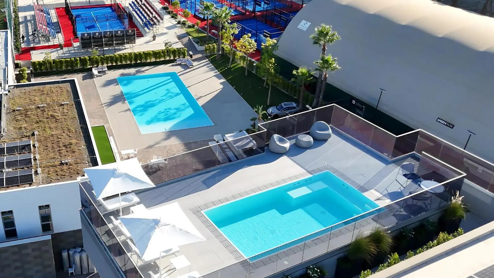 Bed & Breakfast Green Park Penthouse Suite & Pool - Heated Pool - Bari Italy