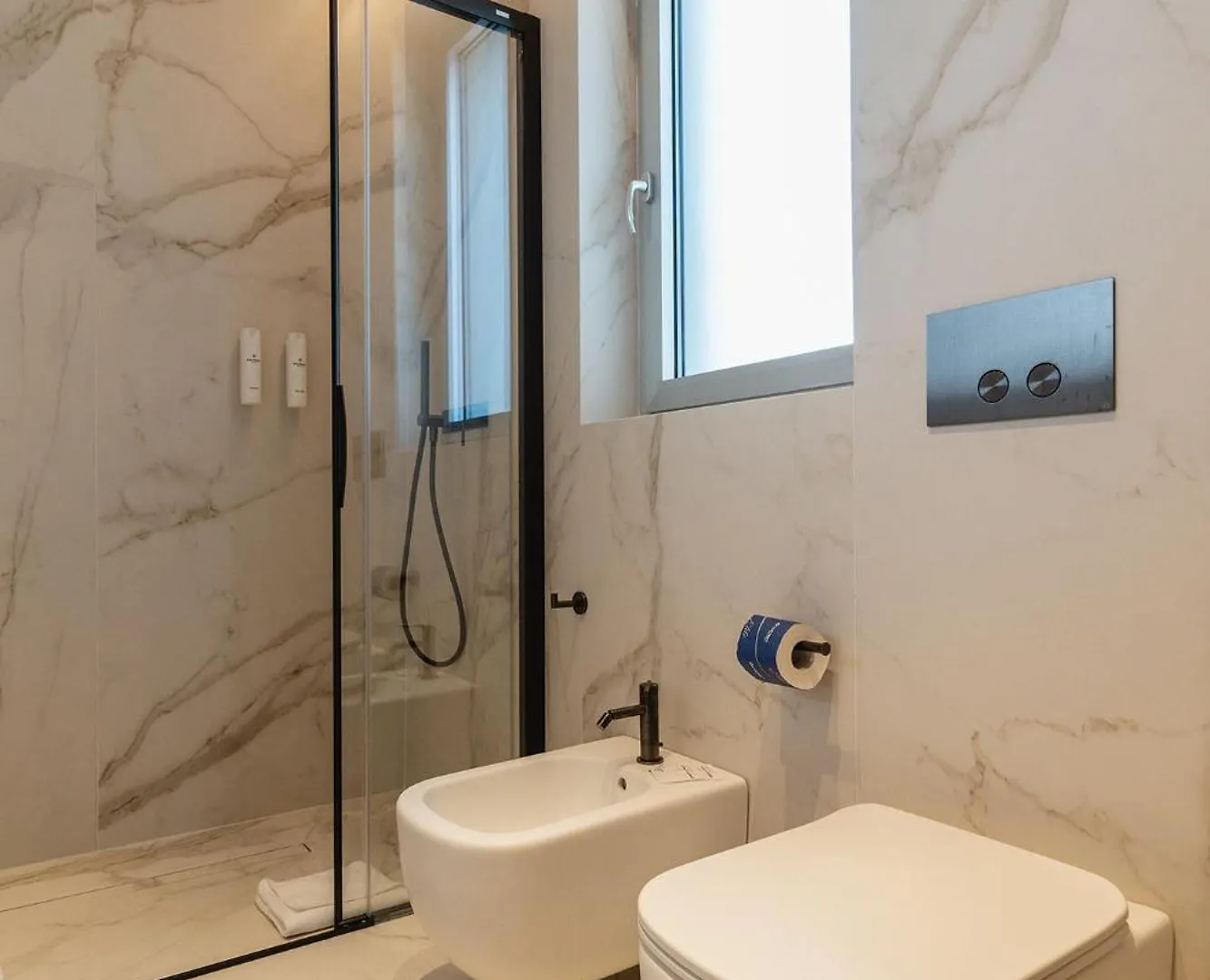Green Park Penthouse Suite & Pool - Heated Pool - Bari 0*,  Italy