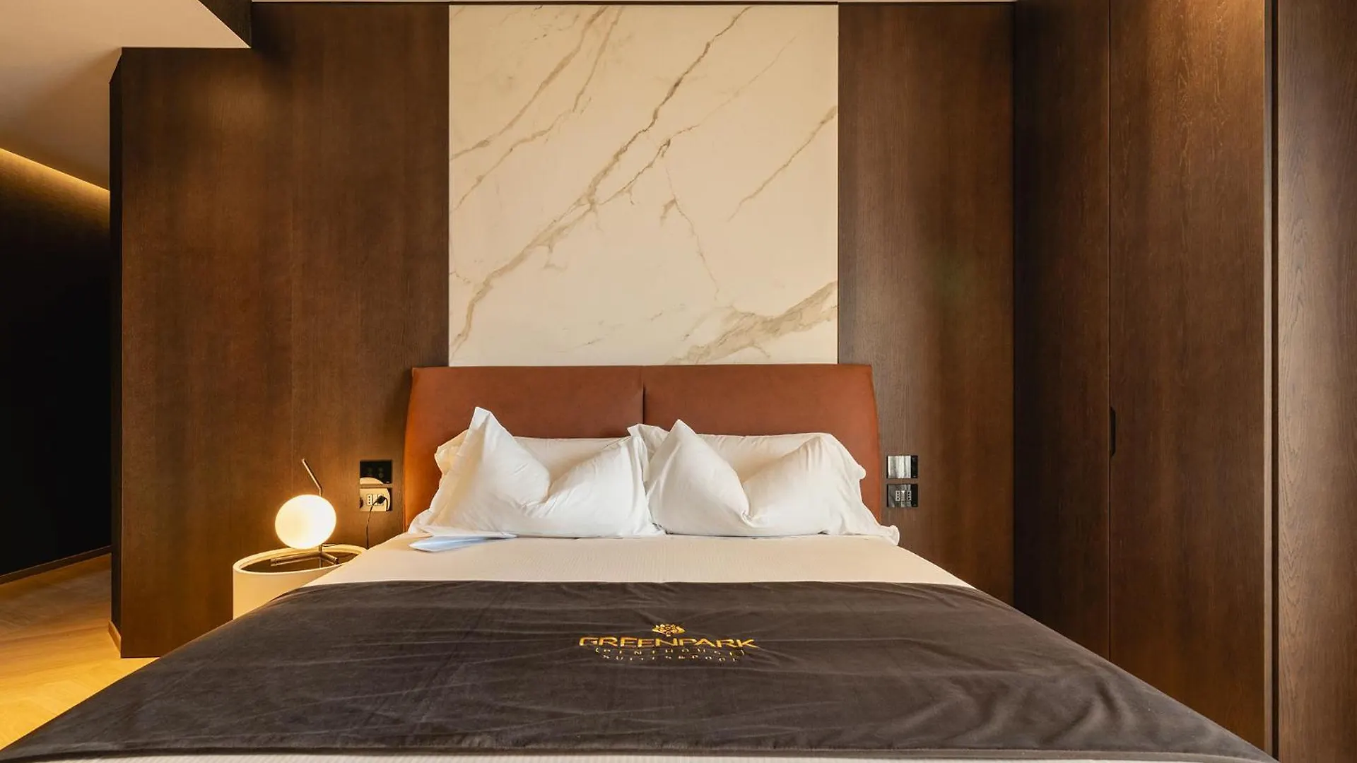 Bed & Breakfast Green Park Penthouse Suite & Pool - Heated Pool - Bari