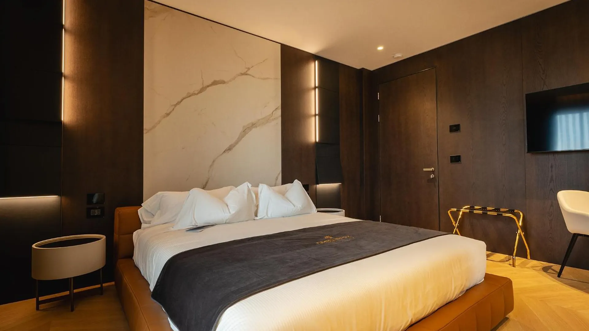 Bed & Breakfast Green Park Penthouse Suite & Pool - Heated Pool - Bari